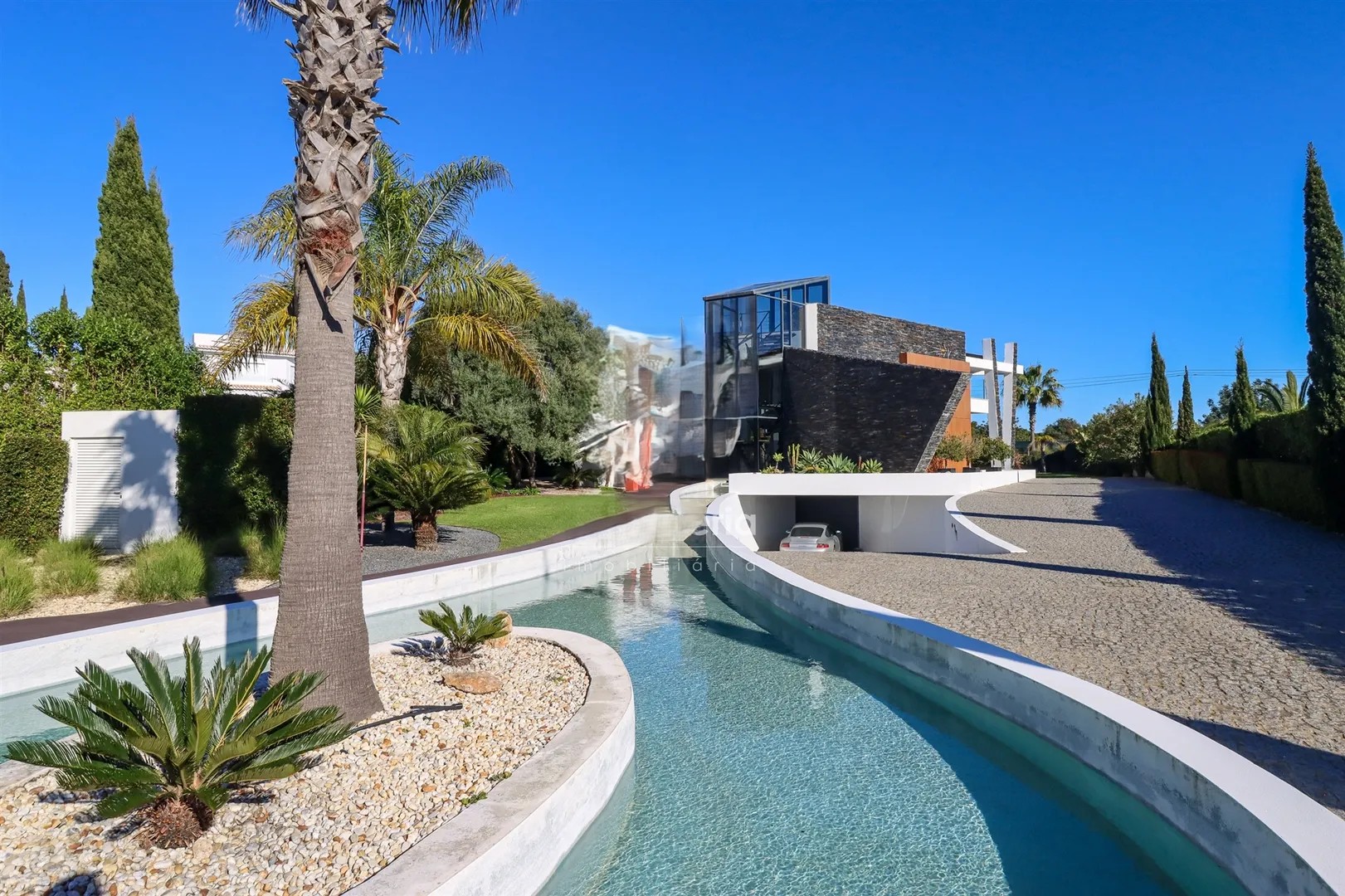 3-Quartos-Moradia-Estombar-Lagoa1