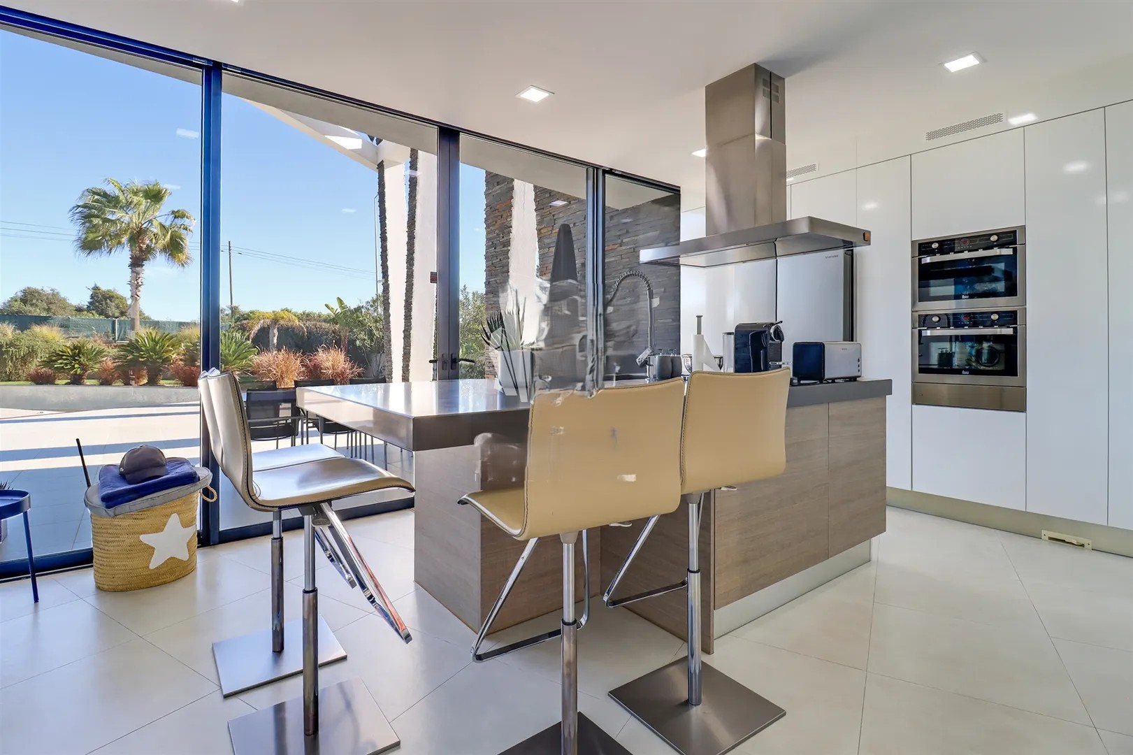 3-Quartos-Moradia-Estombar-Lagoa6