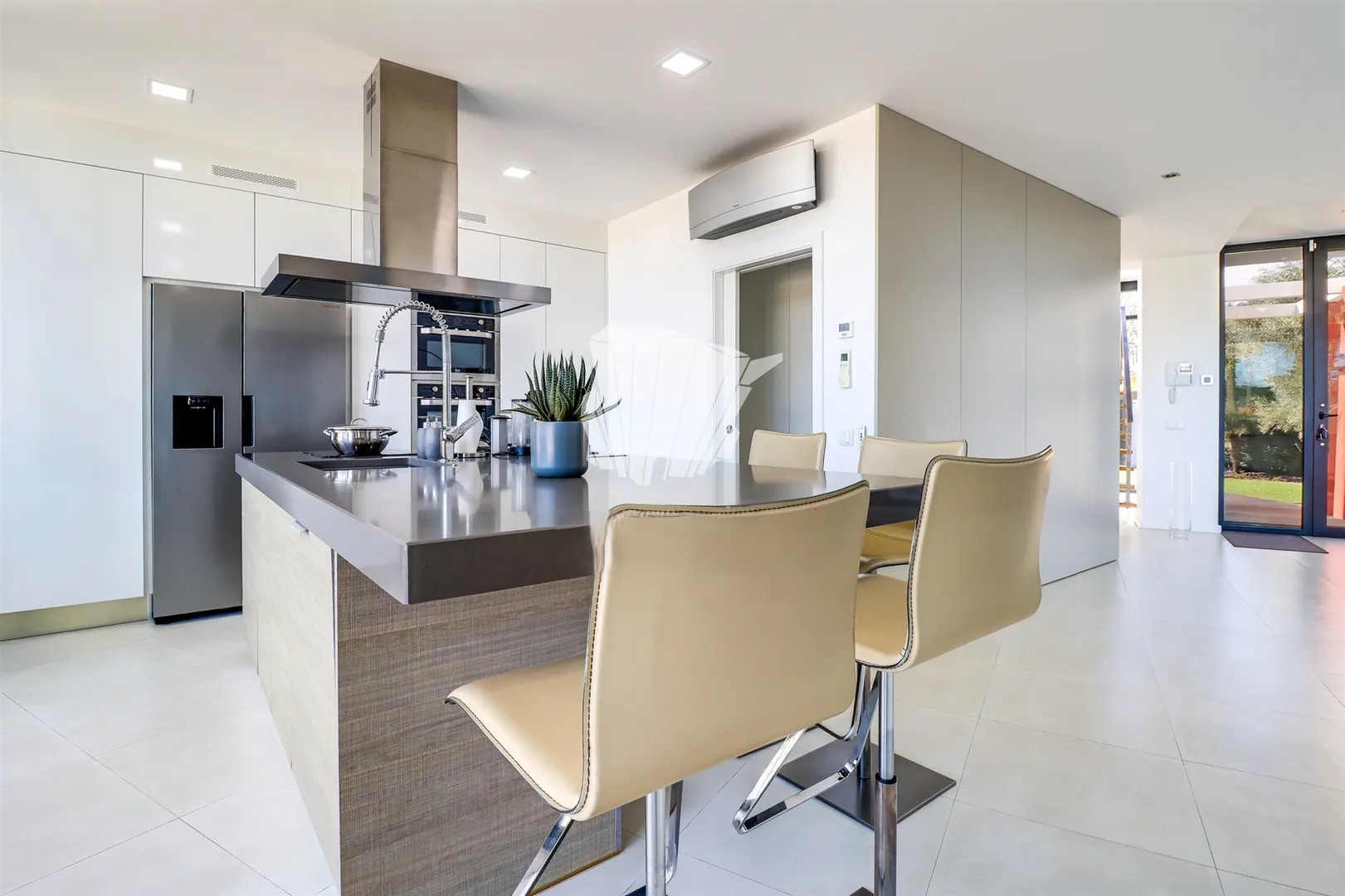 3-Quartos-Moradia-Estombar-Lagoa7